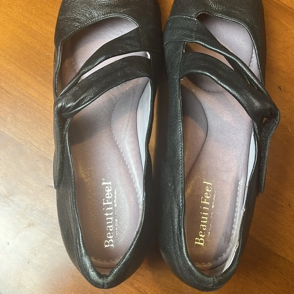 BeautiFeel women black